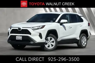 Toyota RAV4 2024 AWD LE SUV de 4 puertas