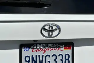 Toyota RAV4 2024 AWD LE SUV de 4 puertas