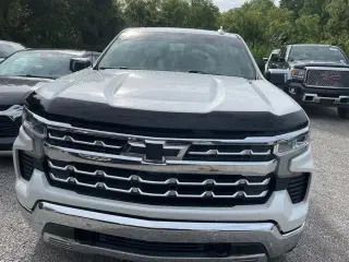 Chevrolet Silverado 1500 2024 4x4 LTZ Cabina Crew Cab de 4 puestas y caja corta de 5.8 pies