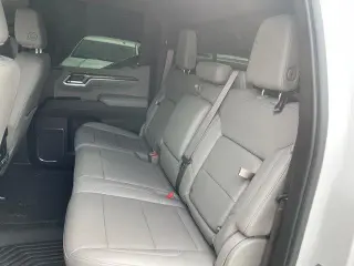 Chevrolet Silverado 1500 2024 4x4 LTZ Cabina Crew Cab de 4 puestas y caja corta de 5.8 pies