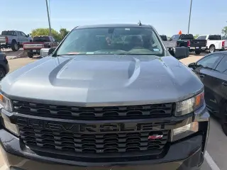Chevrolet Silverado 1500 2020 4x4 Custom Trail Boss Cabina Doble de 4 puestas y caja estándar de 5.8 pies