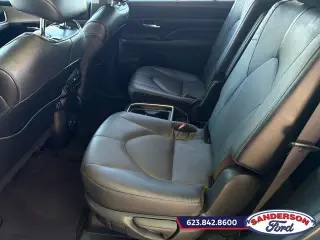 Toyota Grand Highlander 2024 Limited SUV de 4 puertas