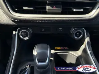 Toyota Grand Highlander 2024 Limited SUV de 4 puertas