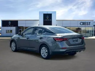 Nissan Sentra S Sedán de 4 puertas 2025
