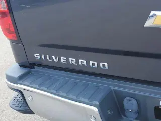 Chevrolet Silverado 2500HD 2015 4x4 LTZ 4dr Crew Cab SB