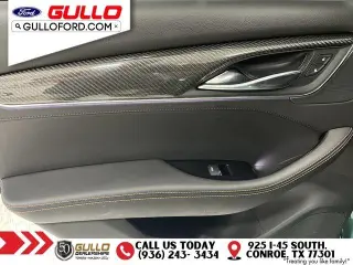 Sedán de 4 puertas Cadillac CT5 Sport 2025