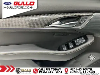Sedán de 4 puertas Cadillac CT5 Sport 2025