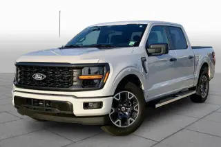 Ford F-150 2024 4x2 STX 4 puertas SuperCrew caja corta de 5.5 pies
