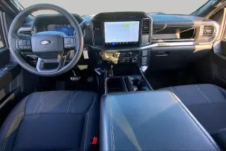 Ford F-150 2024 4x2 STX 4 puertas SuperCrew caja corta de 5.5 pies