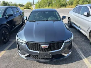 Sedán de 4 puertas Cadillac CT4 2020 AWD Sport