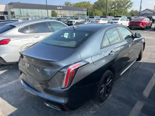 Sedán de 4 puertas Cadillac CT4 2020 AWD Sport