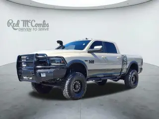 Ram 2500 2018 4x4 Power Wagon Cabina Crew Cab de 4 puertas y caja corta de 6.3 pies