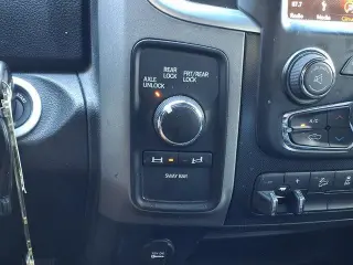Ram 2500 2018 4x4 Power Wagon Cabina Crew Cab de 4 puertas y caja corta de 6.3 pies