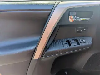 Toyota RAV4 2015 Limited SUV de 4 puertas