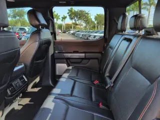 Ford F-150 2021 4x4 Lariat 4dr SuperCrew con 5.5 pies de largo SB