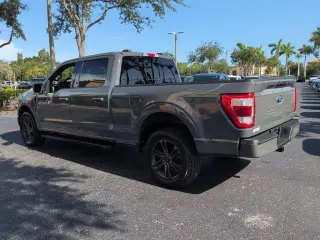 Ford F-150 2021 4x4 Lariat 4dr SuperCrew con 5.5 pies de largo SB