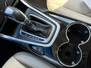 Ford Edge 2018 AWD Titanium 4dr Crossover