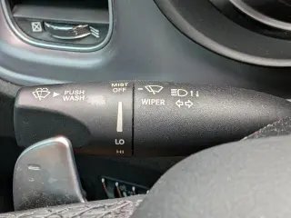 Cargar Dodge Charger 2023 R/T 4dr Sedán