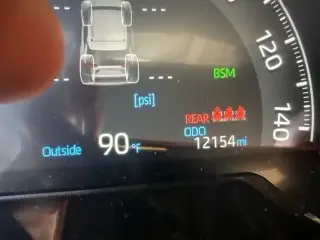 Toyota RAV4 2025 XLE Premium 4dr SUV