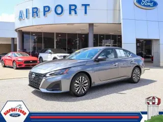Nissan Altima 2025 2.5 SV 4dr Sedán