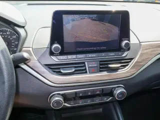 Nissan Altima 2025 2.5 SV 4dr Sedán