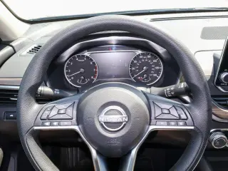 Nissan Altima 2025 2.5 SV 4dr Sedán