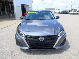 Nissan Altima 2025 2.5 SV 4dr Sedán