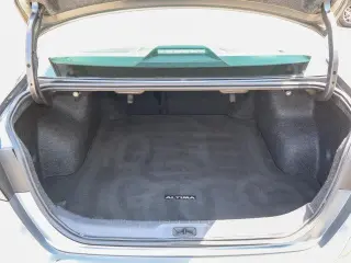 Nissan Altima 2025 2.5 SV 4dr Sedán