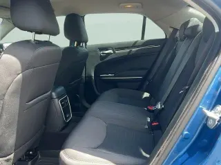 Chrysler 300 2023 Touring Sedán 4dr
