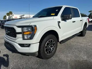 Ford F-150 2023 4x4 XL 4dr SuperCrew 5.5 ft. SB