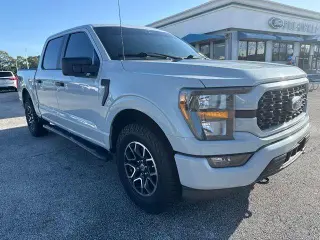 Ford F-150 2023 4x4 XL 4dr SuperCrew 5.5 ft. SB