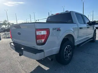 Ford F-150 2023 4x4 XL 4dr SuperCrew 5.5 ft. SB