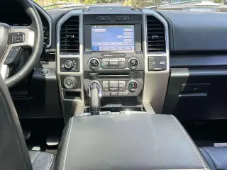 Ford F-150 2018 4x4 Lariat 4dr SuperCrew 5.5 ft. SB