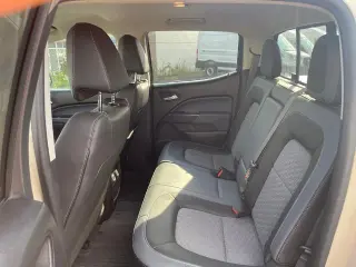 Chevrolet Colorado 2021 4x4 Z71 4dr Cab de dos plazas de 5 pies de ancho.