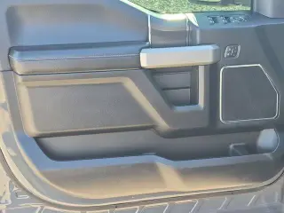 Ford F-150 2018 4x4 Lariat 4dr SuperCrew 5.5 ft. SB