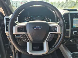Ford F-150 2018 4x4 Lariat 4dr SuperCrew 5.5 ft. SB