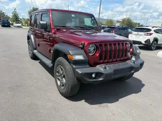 Jeep Wrangler Unlimited 2021 4x4 Freedom SUV de 4 puertas