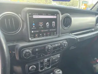 Jeep Wrangler Unlimited 2021 4x4 Freedom SUV de 4 puertas