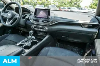 Nissan Altima 2024 2.5 SV 4dr Sedán