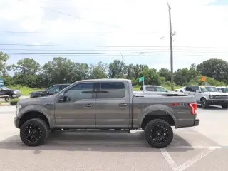 Ford F-150 2015 4x4 XLT 4dr SuperCrew 5.5 ft. SB