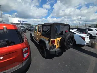Jeep Wrangler Unlimited 2013 4x4 Sport 4dr SUV