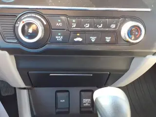 Honda Civic 2015 LX 4dr Sedan CVT