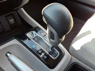 Honda Civic 2015 LX 4dr Sedan CVT