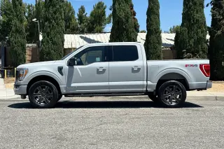 Ford F-150 2023 4x4 XLT 4dr SuperCrew 5.5 ft. SB