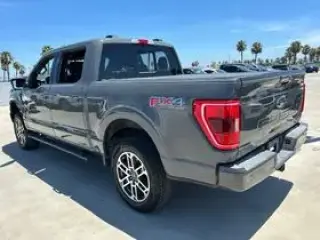 Ford F-150 2021 4x4 XLT 4dr SuperCrew 5.5 ft. SB