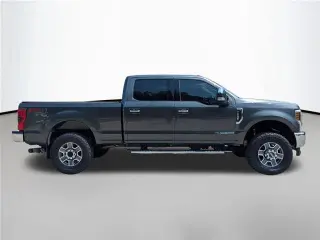 Ford F-250 Super Duty 2018 4x4 Lariat 4dr Crew Cab 6.8 ft. SB Pickup