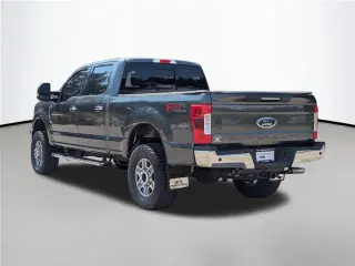 Ford F-250 Super Duty 2018 4x4 Lariat 4dr Crew Cab 6.8 ft. SB Pickup