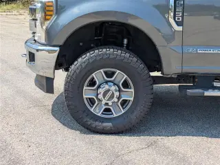 Ford F-250 Super Duty 2018 4x4 Lariat 4dr Crew Cab 6.8 ft. SB Pickup