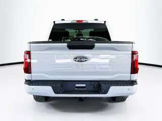 Ford F-150 2026 4x2 STX 4dr SuperCrew 5.5 ft. SB