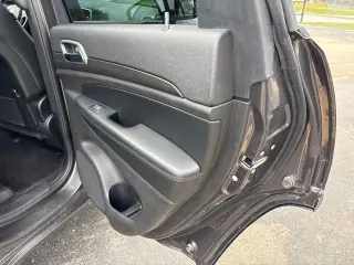 Jeep Grand Cherokee 2018 4x4 Laredo 4dr SUV